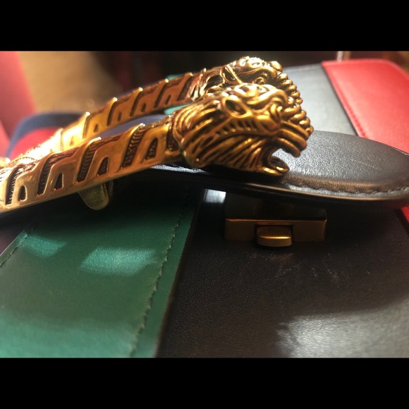 GUCCI Calfskin Bamboo Medium Shoulder Bag - Picture 3 of 14